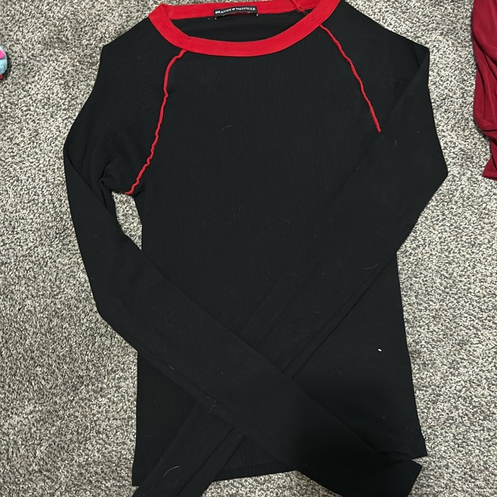 brandy melville tee